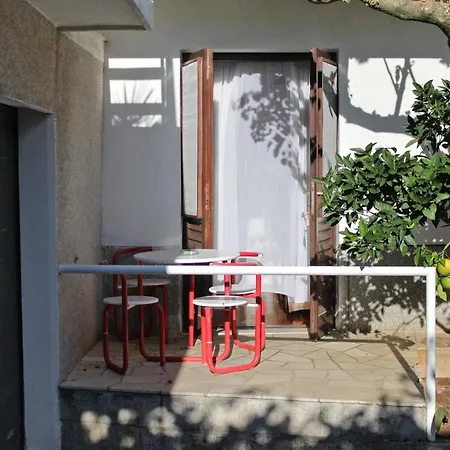 - Diklo 5804a Appartement Zadar